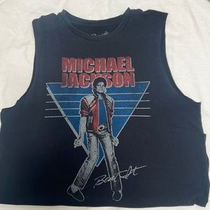 Muscle tank tank top cut off sleeves